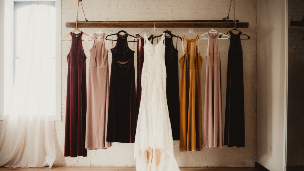 30 Thoughtful Bridesmaid Gift Ideas They Will Actually Use & Love ...