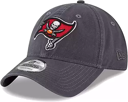 New Era NFL Core Classic 9TWENTY Adjustable Hat Cap One Size Fits All (Tampa Bay Buccaneers Graphite)