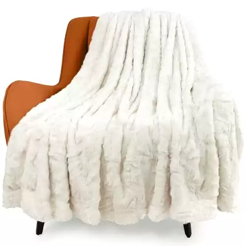 TOONOW Faux Fur Luxury Throw Blanket,Double Side Soft Fluffy Shaggy Fuzzy Blanket for Couch Sofa Bed (Cream White, Throw)